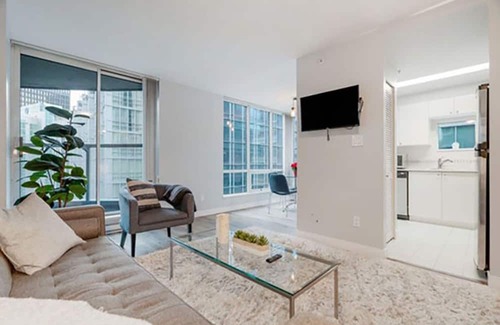 Coal Harbour Condo | Downtown Vancouver 2 Bedroom 2 bathroom Condo with Views in Coal Harbour