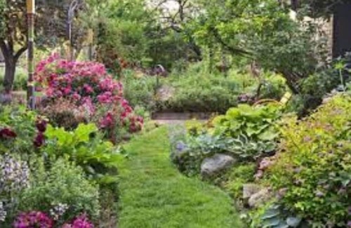 Frankford Cottage | Two Bedroom Cottage on the Canal in Bethany Bethany Beach. Sleeps up to 6.