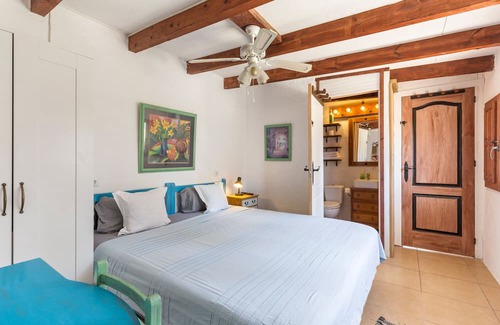 Torre-Pacheco Villa | Country House "Santa Ana Mini Resort" with Mountain View, Shared Pool & Wi-Fi