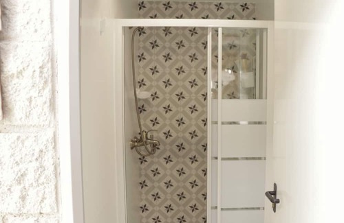 Numancia de la Sagra Villa | farm cross