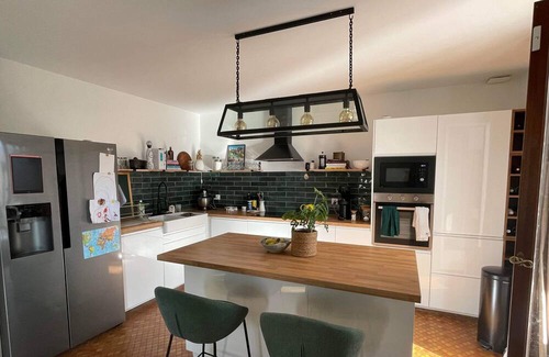 Pomponne House | Family-friendly home with veranda and garden, 25 min from Disneyland and Paris