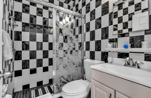 Flagami Apartment | Little Gables Haven Your Charming Miami Escape-Central Location-10 min Airport