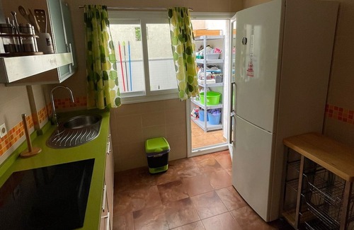 El Portil House | Casa Adosada Cerca de la Playa en Urbanización Agradable con Piscina, Pista de