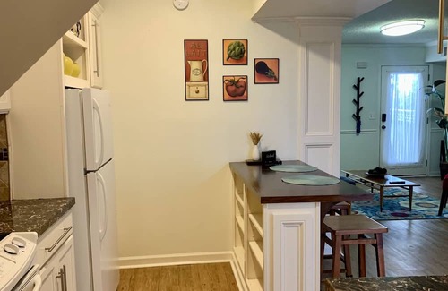 Marietta Apartment | Private & comfortable apt. In quiet neighborhoods