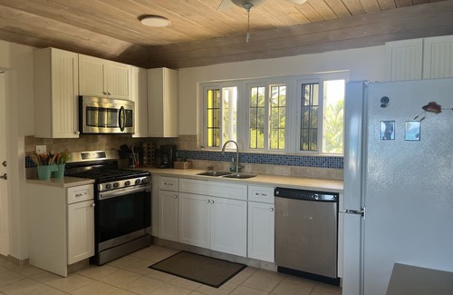 North Palmetto Point Villa | Welcome to Paradise!