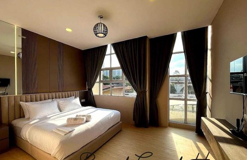 Bandar Kota Bharu Hotel | Royal Guest House RGH