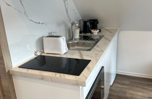 Patershol Apartment | Cozy 1BR plus LR Apt Ghent Gravensteen