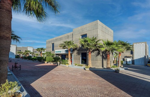 Riyadh Villa | Renium Al Qairawan Resort - Riyadh