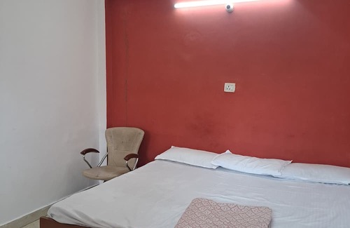 Indore Hotel | Narmada Guest House