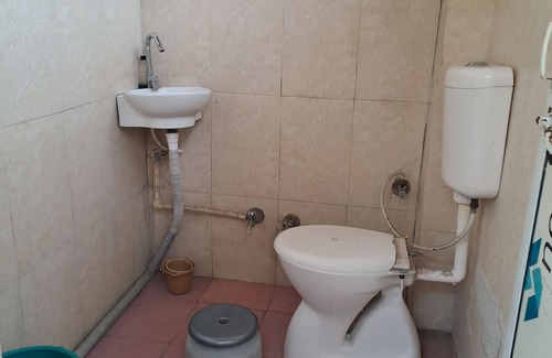 Indore Hotel | Narmada Guest House