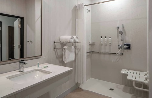 Surprise Hotel | Fairfield By Marriott Inn & Suites Surprise Prasada