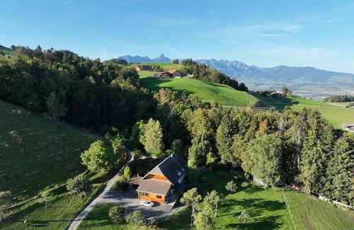 Homberg House | The enchanted farmhouse with Jacuzzi