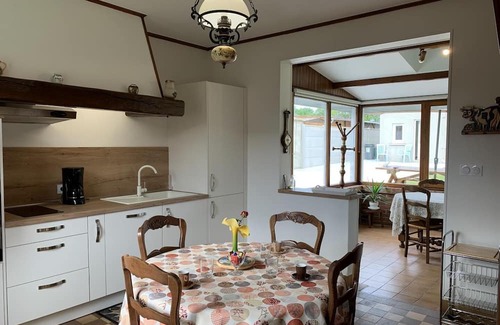 Baromesnil House | Chez Odette - BAROMESNIL