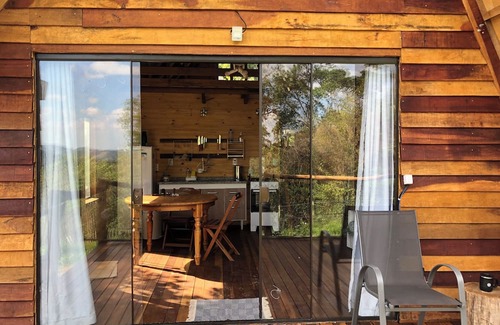 Extrema Ski Chalet | Stone Cottage in Mantiqueira