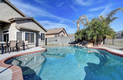 Greenfield Lakes House | Spacious 4-bedroom house in marvelous Gilbert