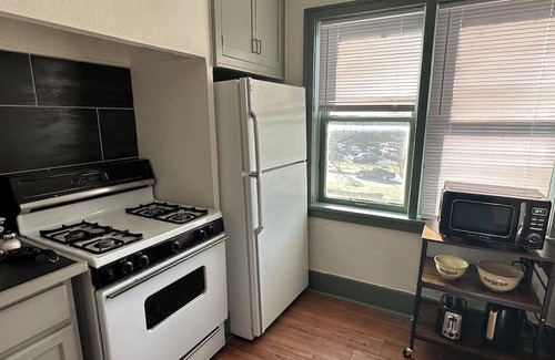 Fayetteville Apartment | Why Drive When you can Walk? Off Dickson Top Floor Apartment