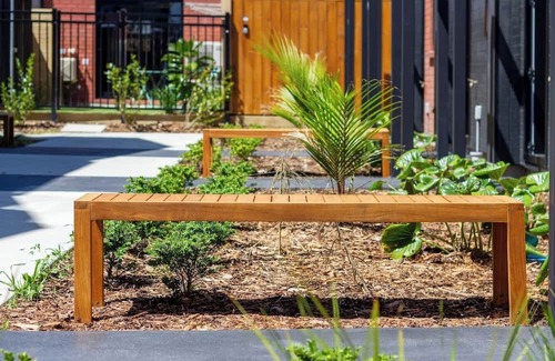 Henderson House | Conveniently Located 2BR Townhouse in West AKL