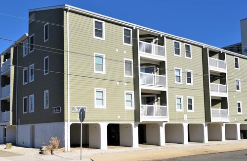 Sea Isle City Condo | Atrium Condominiums HEART of the action