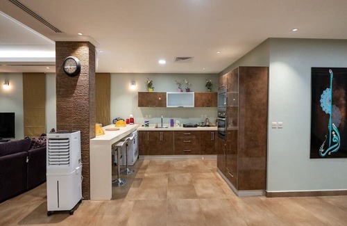 Dhahran Resort | Spacious 7-bedroom Amwaj resort #280 in pleasant Halfmoon, Dhahran