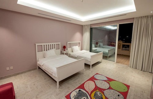 Dhahran Resort | Spacious 7-bedroom Amwaj resort #280 in pleasant Halfmoon, Dhahran