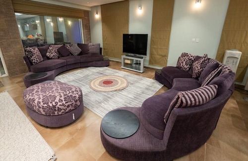 Dhahran Resort | Spacious 7-bedroom Amwaj resort #280 in pleasant Halfmoon, Dhahran