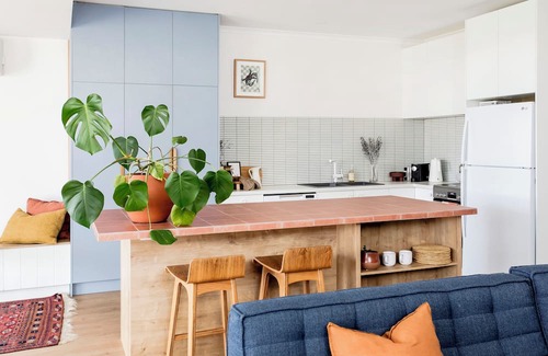 Dalrymple House | Upscale your Yorkes Adventure with a Modern Mood