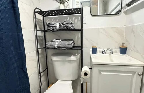 Irvington Apartment | Charming 1-BR Hideaway in Serene Irvington – AC, Fast WiFi & Comfort Awaits!