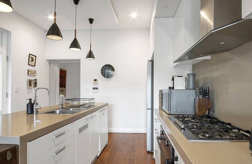 Redfern Apartment | Prime Location Retreat with Private Garage Parking