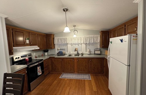 Schuyler Falls House | Charming 2-bedroom house with AC, WiFi in enchanting Schuyler Falls