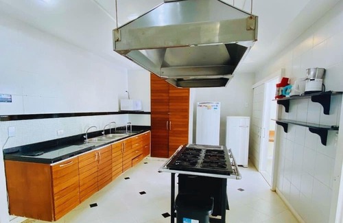 Marina House | Paradise by the Sea.