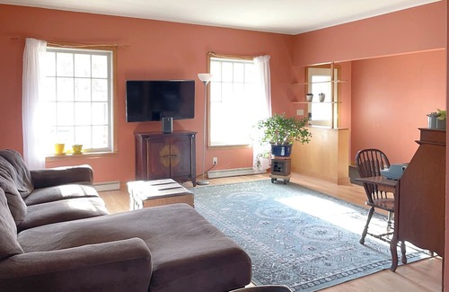 Washburn House | Up North Oasis