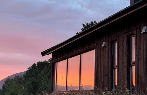 Aure Cabin | Koslig ny Hytte ved Havet