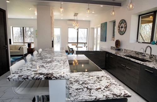 Hazel Green House | Private Lux House on 4 acres w Mississippi Views 10 min from Downtown Dubuque