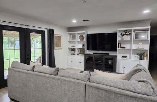Bryan House | 4-bedroom house, centrally located in Bryan, TX minutes away from Downtown & A&M