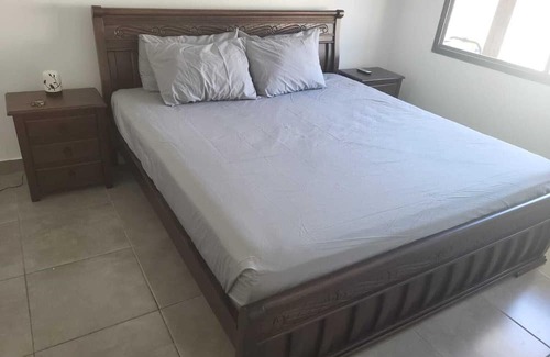 Pedasi House | Cozy Private Townhome in Pedasí, AC, WiFi, TV, Pool, Patio Furniture, Dining
