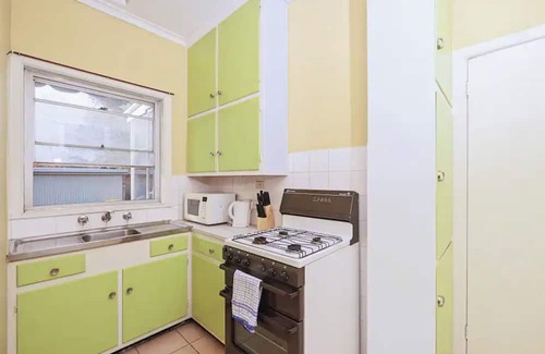 Blackburn House | Charming 1B1B House in Blackburn