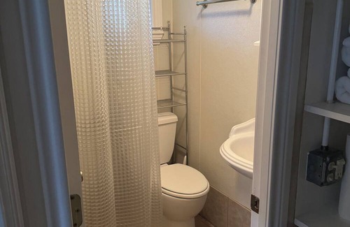 Midland Apartment | Charming 1-bedroom apartment with WiFi & AC close to downtown Midland.