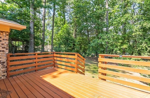 New Castle House | NEW LISTING! Monterey Retreat (3-Bedroom Home) by RedAwning