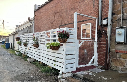 Wilburton Apartment | Cute and cozy hideaway located in picturesque small town Oklahoma.