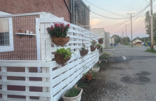 Wilburton Apartment | Cute and cozy hideaway located in picturesque small town Oklahoma.