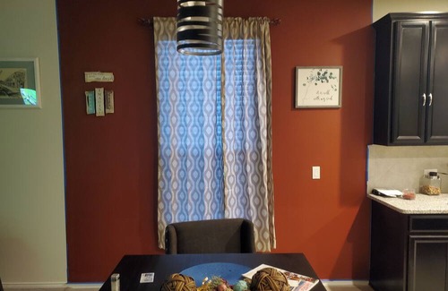 Forney House | Dallas Cowboy fans easy access to AT&T Stadium and DT Dallas