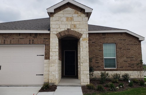 Forney House | Dallas Cowboy fans easy access to AT&T Stadium and DT Dallas