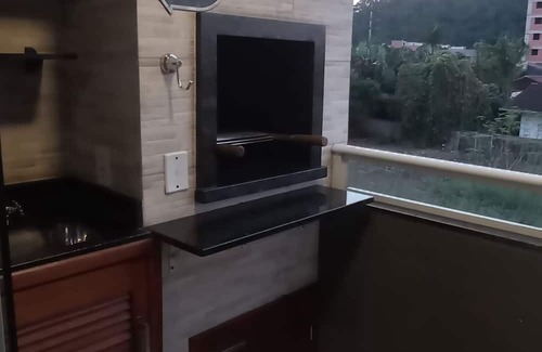 Costa e Silva Apartment | Cozy apartment for 5 guests