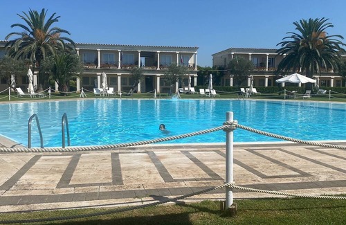 Fiumicino Boat Rental | For an alternative, romantic or simply relaxing stay aboard Scoglietto