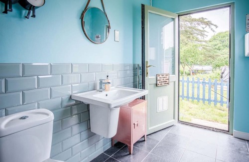 Pembroke Apartment | Chick - 1 Bedroom Pod - Maidenwells