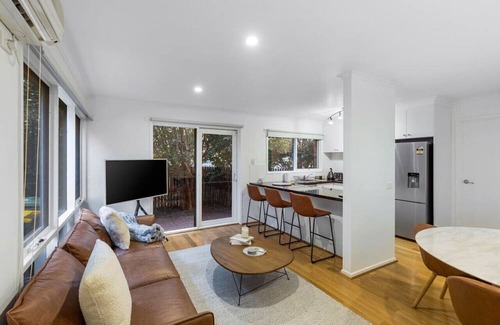 Geelong House | A Home away from home in Geelong