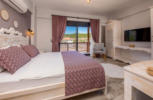 Kas Villa | Villa w Pool and Garden 10 min to Beach in Kas