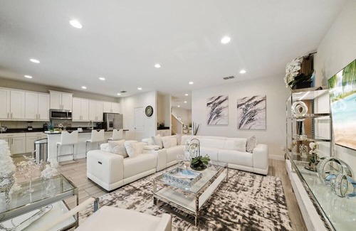 West Kissimmee House | Encore Luxe Villa|Pool & Jacuzzi|Disney Shuttle