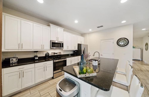 West Kissimmee House | Encore Luxe Villa|Pool & Jacuzzi|Disney Shuttle
