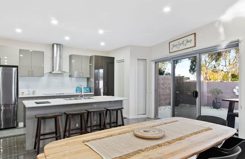 Mulwala House | The Mulwala Townhouse